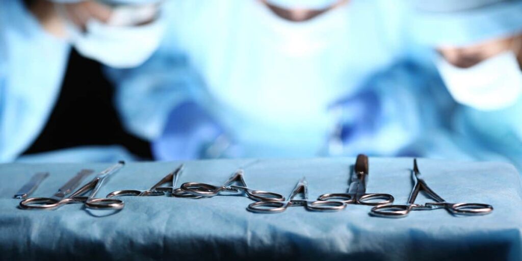 Laparoscopic Ovarian Cystectomy Minimally Invasive Surgery, Dr. Thais Aliabadi